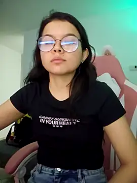 azumiichan online show from 11.22.25