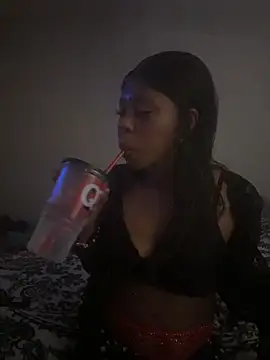 Snapshot of CamGirlLeanna chatting on 02.06.25 CamGirlLeanna online show from 02.06.25