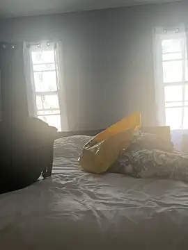 Snapshot of CamGirlLeanna chatting on 02.13.25 CamGirlLeanna online show from 02.13.25