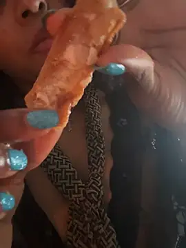 Snapshot of CamGirlLeanna chatting on 02.24.25 CamGirlLeanna online show from 02.24.25