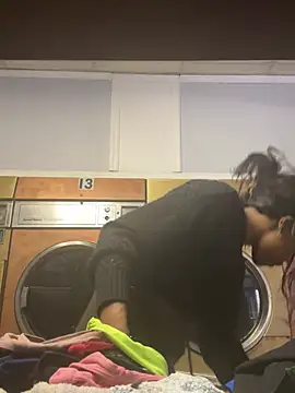 Snapshot of CamGirlLeanna chatting on 03.04.25 CamGirlLeanna online show from 03.04.25