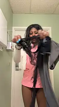 Snapshot of CamGirlLeanna chatting on 03.05.25 CamGirlLeanna online show from 03.05.25