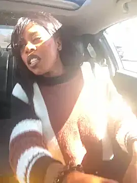 Snapshot of CamGirlLeanna chatting on 03.07.25 CamGirlLeanna online show from 03.07.25