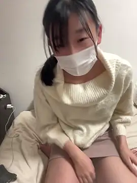 Snapshot of -Rinka- chatting on 02.14.25 -Rinka- online show from 02.14.25