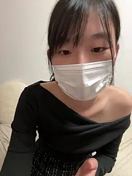 Snapshot of -Rinka- chatting on 10.03.25 -Rinka- online show from 10.03.25