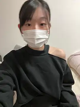 Snapshot of -Rinka- chatting on 03.18.26 -Rinka- online show from 03.18.26