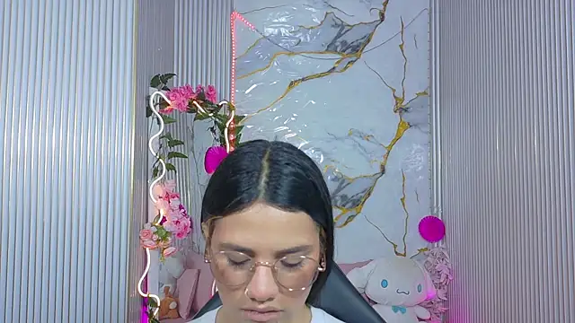 Snapshot of Chiara_tay chatting on 06.09.26 Chiara tay online show from 06.09.26