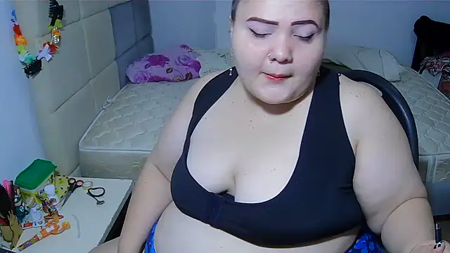Snapshot of Jones_alexia chatting on 06.16.26 Jones alexia online show from 06.16.26