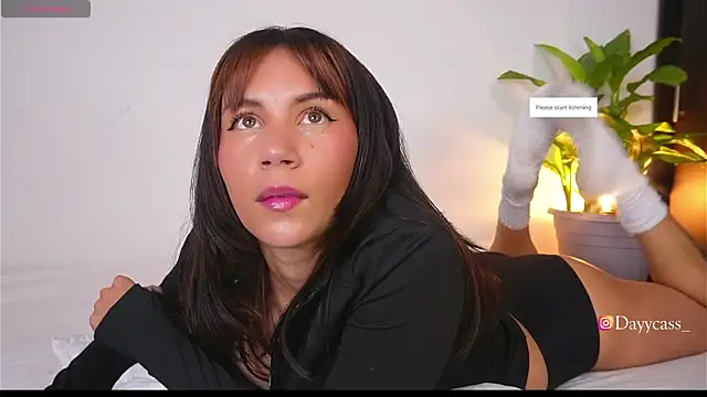 Snapshot of daycass_ chatting on 06.19.26 daycass online show from 06.19.26