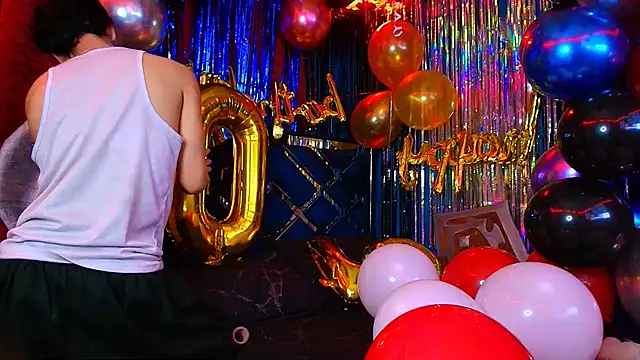 Luke Howland online show from 11.08.25