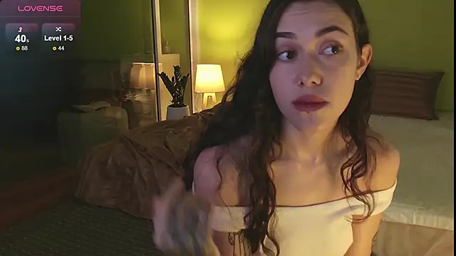 Snapshot of sadetuiningaa chatting on 09.30.25 sadetuiningaa online show from 09.30.25