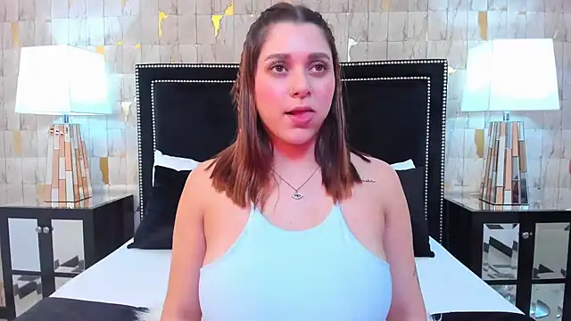 SophiaLaurens online show from 01.25.25