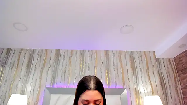 SophiaLaurens online show from 02.10.25