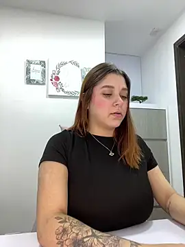 SophiaLaurens online show from 03.21.25