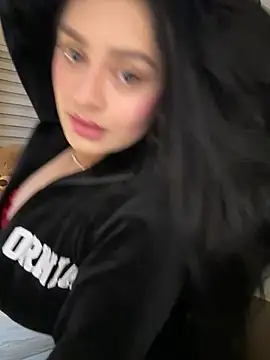 sarasoto 1 online show from 03.28.26