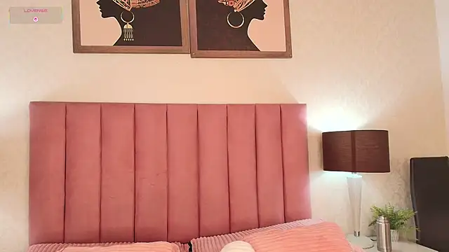 celine golden1 online show from 10.28.25