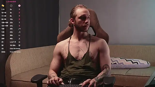 pleasure8869 online show from 12.30.24