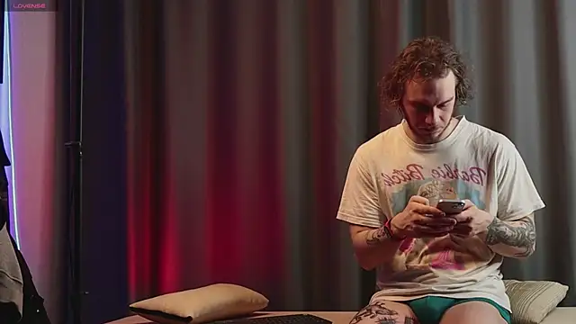 pleasure8869 online show from 01.27.25