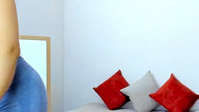 Snapshot of _AllisonSweet_ chatting on 06.16.26 AllisonSweet online show from 06.16.26