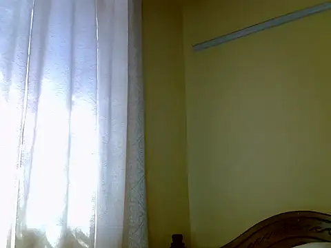 Oliviia  online show from 01.08.25