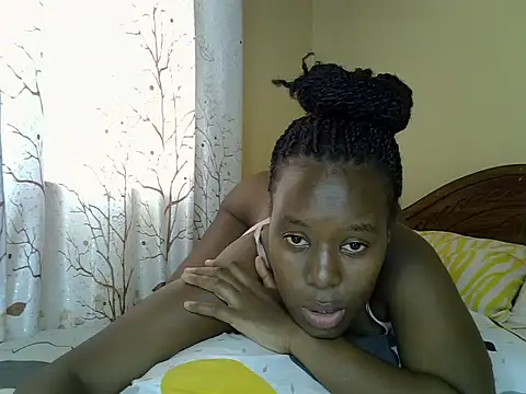 Oliviia  online show from 01.23.25