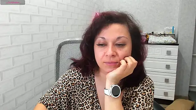 Snapshot of TeasyLana chatting on 04.10.26 TeasyLana online show from 04.10.26