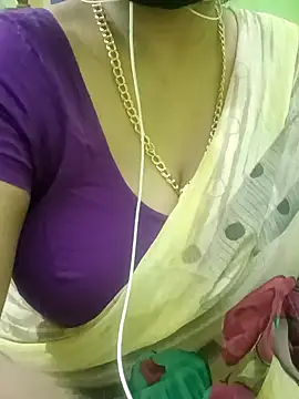 Snapshot of Aishu-tamil09 chatting on 12.03.24 Aishu-tamil09 online show from 12.03.24