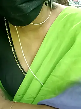 Snapshot of Aishu-tamil09 chatting on 01.03.25 Aishu-tamil09 online show from 01.03.25