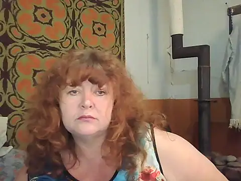 Snapshot of RoseRed69 chatting on 09.30.25 RoseRed69 online show from 09.30.25