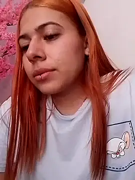 Snapshot of caro_sweett chatting on 01.25.25 caro sweett online show from 01.25.25