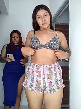 Snapshot of caro_sweett chatting on 03.05.25 caro sweett online show from 03.05.25