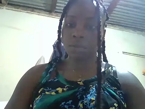Queen loveer online show from 10.14.25