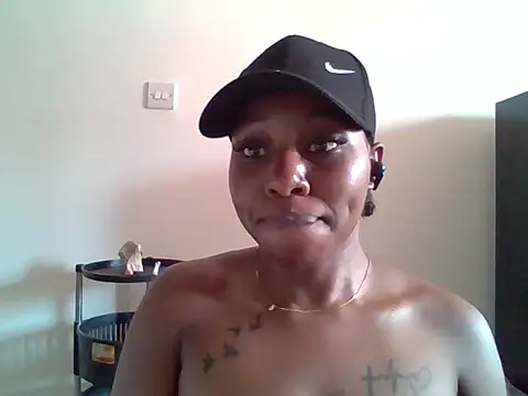 Snapshot of Queen_loveer chatting on 02.23.26 Queen loveer online show from 02.23.26