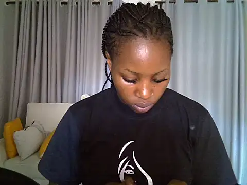 Snapshot of Queen_loveer chatting on 03.14.26 Queen loveer online show from 03.14.26