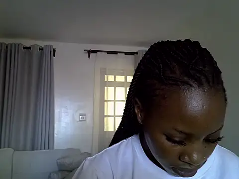 Snapshot of Queen_loveer chatting on 03.15.26 Queen loveer online show from 03.15.26