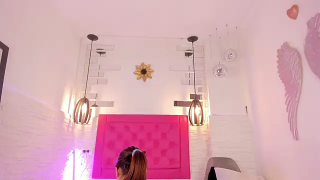 mia six66 online show from 03.14.25