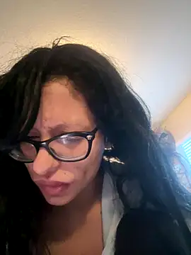 myloveforyouu online show from 12.17.25