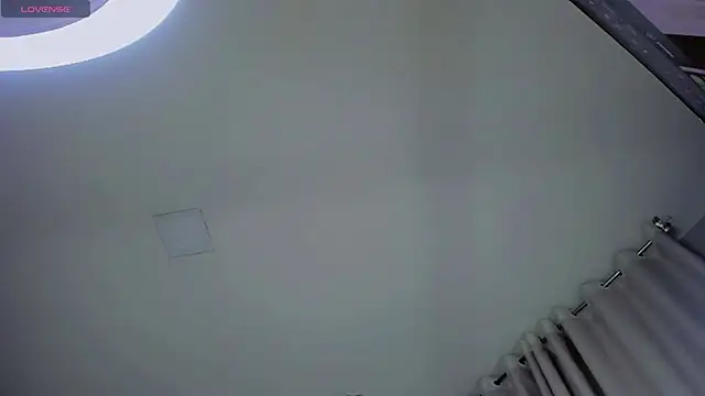 Snapshot of ANGELL06 chatting on 02.13.25 ANGELL06 online show from 02.13.25