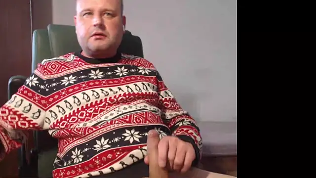 tuttiluss44 online show from 12.20.24