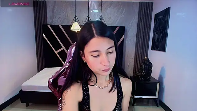 lizzyluk ch online show from 02.13.25