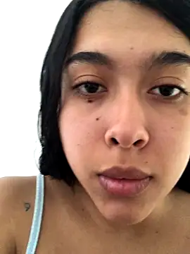 SweetLatiin  online show from 10.15.25