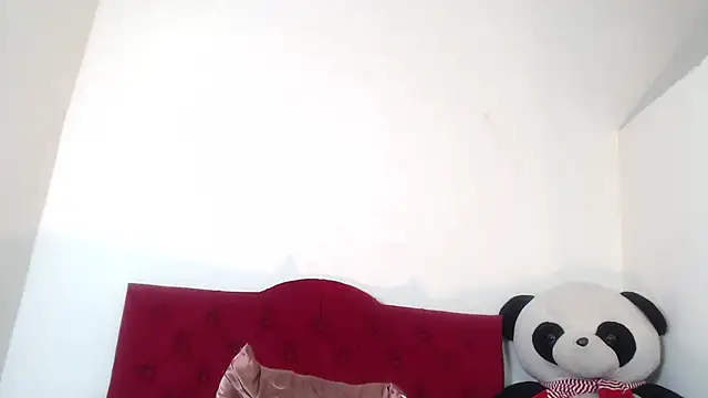 Snapshot of Luluu_08 chatting on 02.01.25 Luluu 08 online show from 02.01.25