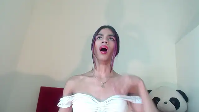 Snapshot of Luluu_08 chatting on 02.03.25 Luluu 08 online show from 02.03.25