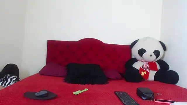 Snapshot of Luluu_08 chatting on 02.06.25 Luluu 08 online show from 02.06.25