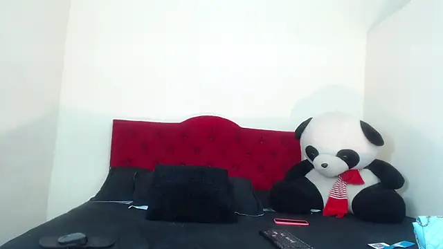 Snapshot of Luluu_08 chatting on 03.08.25 Luluu 08 online show from 03.08.25