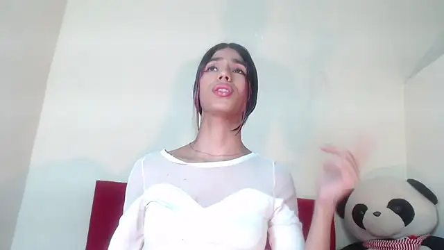 Snapshot of Luluu_08 chatting on 03.22.25 Luluu 08 online show from 03.22.25