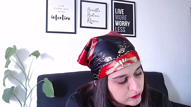 nathcollyns online show from 11.11.25