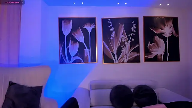 Snapshot of KatieStonne chatting on 02.13.26 KatieStonne online show from 02.13.26