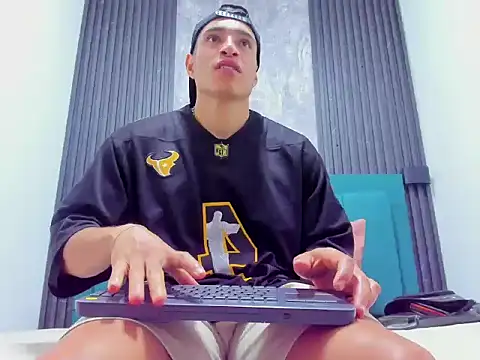 jack pergurtson01 online show from 12.01.25