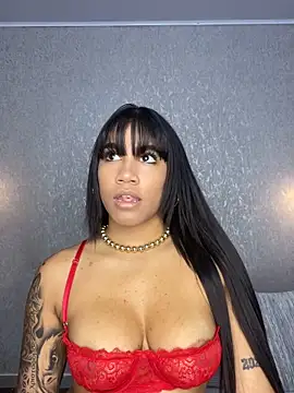 Snapshot of Salome_Diaz_ chatting on 06.19.26 Salome Diaz online show from 06.19.26